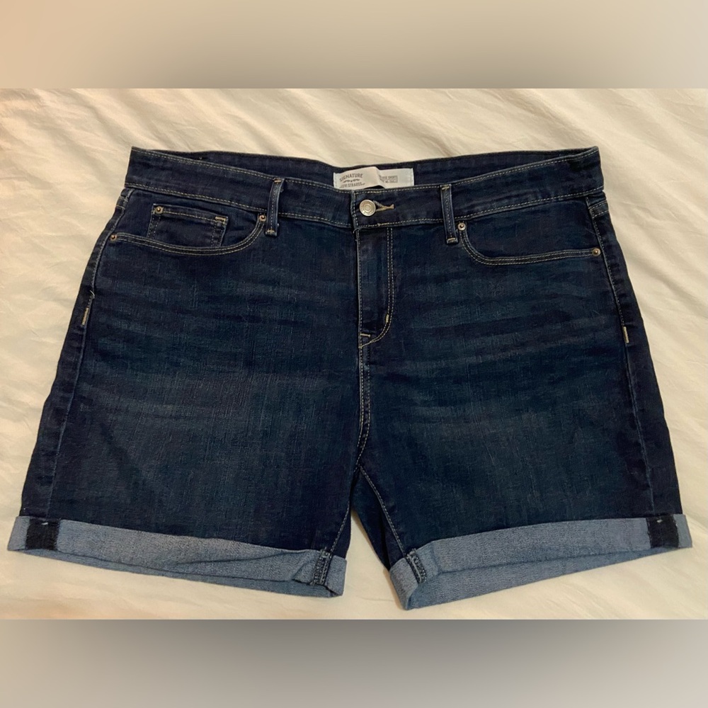 Mid-rise Denim Shorts - Levi Strauss Signature Collection - Size 14